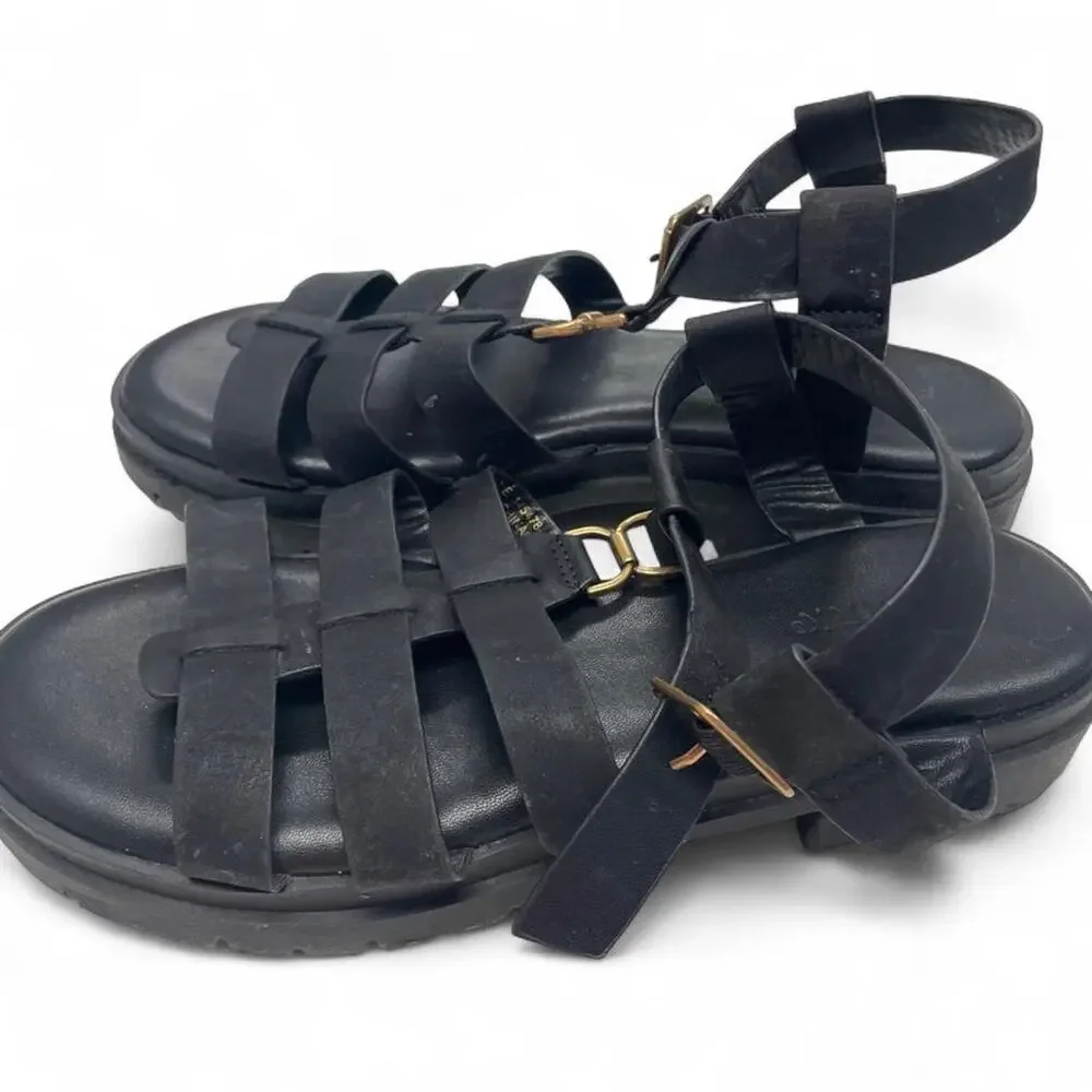 Black leather sandals